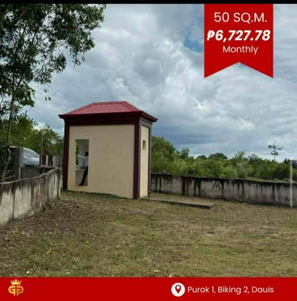 Property advertises free title processing, suggesting clean title will be provided upon purchase